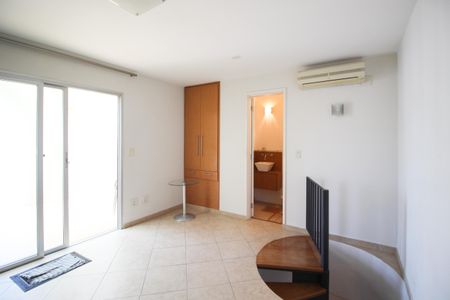Apartamento à venda com 154m², 1 quarto e 2 vagasSala 2