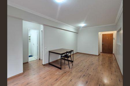 Apartamento para alugar com 82m², 2 quartos e 1 vaga Apartamento para alugar com 82m², 2 quartos e 1 vagaSala