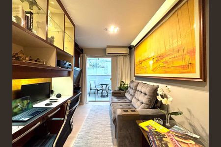 Apartamento para alugar com 65m², 1 quarto e 1 vaga Apartamento para alugar com 65m², 1 quarto e 1 vagaSala