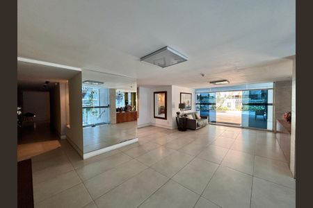 Apartamento à venda com 100m², 3 quartos e 2 vagasPortaria