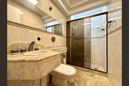 Apartamento à venda com 100m², 3 quartos e 2 vagasBanheiro social