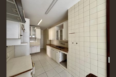 Apartamento à venda com 100m², 3 quartos e 2 vagasCozinha