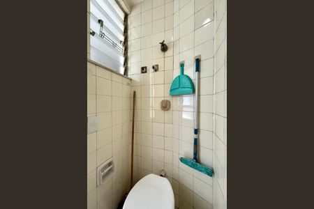 Apartamento à venda com 100m², 3 quartos e 2 vagasBanheiro de Serviço