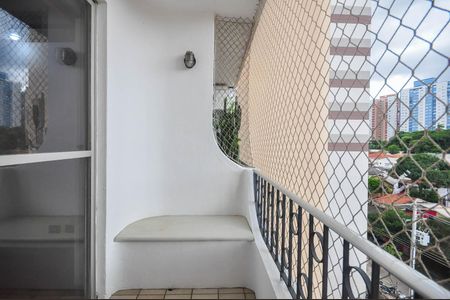 Apartamento para alugar com 65m², 3 quartos e 1 vagaVaranda