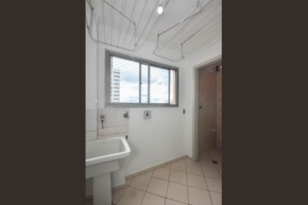 Apartamento para alugar com 65m², 3 quartos e 1 vagaÁrea de Serviço