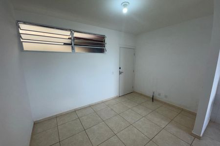Apartamento para alugar com 45m², 2 quartos e 1 vagaSala