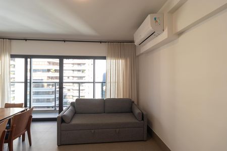 Sala de apartamento para alugar com 1 quarto, 52m² em Cambuí, Campinas