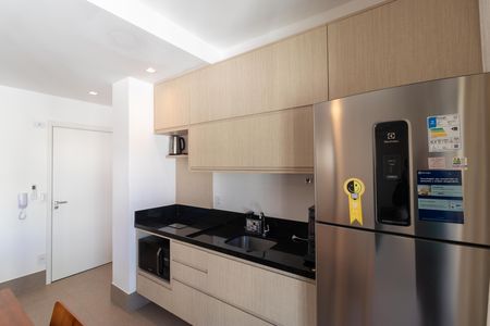 Cozinha de apartamento para alugar com 1 quarto, 52m² em Cambuí, Campinas