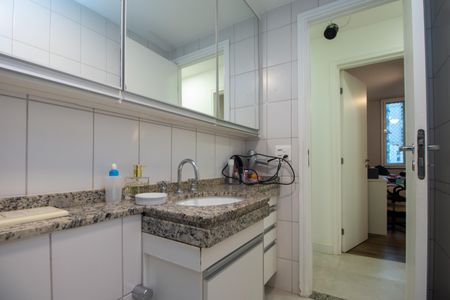 Apartamento para alugar com 125m², 4 quartos e 2 vagasBanheiro 1