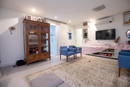 Apartamento para alugar com 125m², 4 quartos e 2 vagasSala