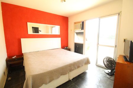 Apartamento à venda com 502m², 4 quartos e 3 vagasSuíte 2