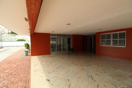 Apartamento à venda com 502m², 4 quartos e 3 vagasÁrea comum - Salão de festas