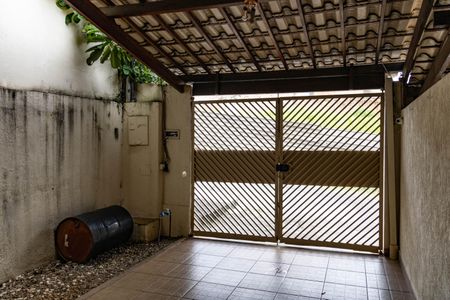 Casa à venda com 100m², 2 quartos e 2 vagasGaragem