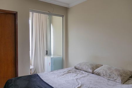 Casa à venda com 100m², 2 quartos e 2 vagasSuíte 1