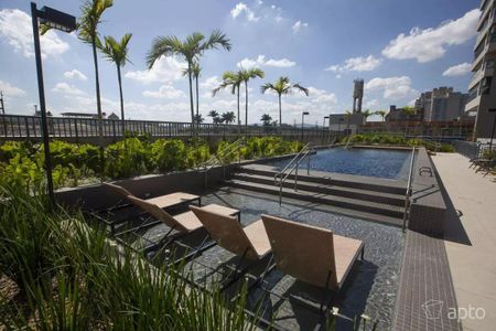 Apartamento à venda com 89m², 2 quartos e 2 vagasÁrea comum - Piscina