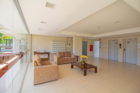 Apartamento à venda com 83m², 2 quartos e 2 vagas Apartamento à venda com 83m², 2 quartos e 2 vagasHall social
