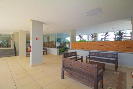 Apartamento à venda com 83m², 2 quartos e 2 vagas Apartamento à venda com 83m², 2 quartos e 2 vagasHall social