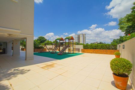 Apartamento à venda com 83m², 2 quartos e 2 vagas Apartamento à venda com 83m², 2 quartos e 2 vagasÁrea comum - Playground