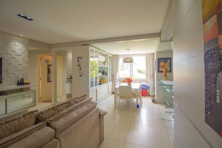 Apartamento à venda com 83m², 2 quartos e 2 vagas Apartamento à venda com 83m², 2 quartos e 2 vagasSala