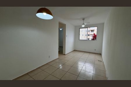 Apartamento à venda com 49m², 2 quartos e 1 vaga Apartamento à venda com 49m², 2 quartos e 1 vagaSala