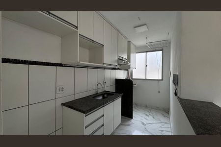 Apartamento à venda com 49m², 2 quartos e 1 vaga Apartamento à venda com 49m², 2 quartos e 1 vagaCozinha