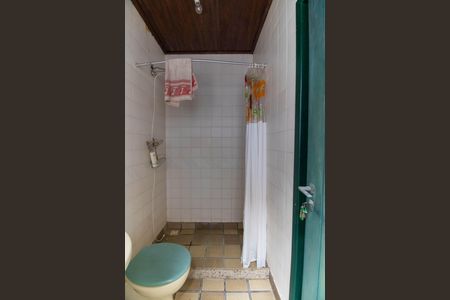 Casa à venda com 219m², 4 quartos e 3 vagas Casa à venda com 219m², 4 quartos e 3 vagasBanheiro de serviço