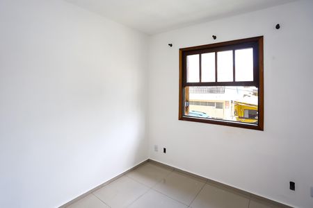 Casa à venda com 150m², 3 quartos e 3 vagas Casa à venda com 150m², 3 quartos e 3 vagasQuarto 2