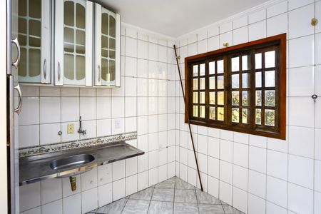 Casa à venda com 150m², 3 quartos e 3 vagas Casa à venda com 150m², 3 quartos e 3 vagasCozinha