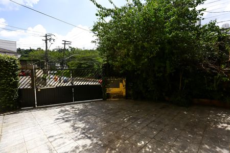 Casa à venda com 150m², 3 quartos e 3 vagas Casa à venda com 150m², 3 quartos e 3 vagasGaragem