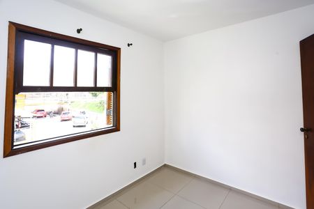 Casa à venda com 150m², 3 quartos e 3 vagas Casa à venda com 150m², 3 quartos e 3 vagasQuarto 2