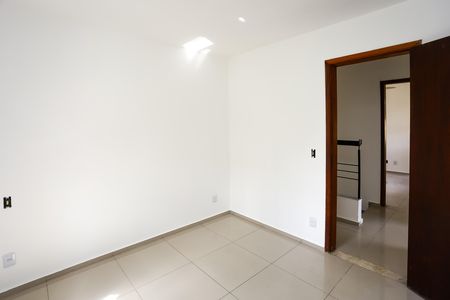 Casa à venda com 150m², 3 quartos e 3 vagas Casa à venda com 150m², 3 quartos e 3 vagasQuarto 3