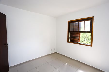 Casa à venda com 150m², 3 quartos e 3 vagas Casa à venda com 150m², 3 quartos e 3 vagasQuarto 3