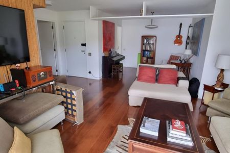 Apartamento à venda com 157m², 3 quartos e 2 vagas Apartamento à venda com 157m², 3 quartos e 2 vagasFoto 03