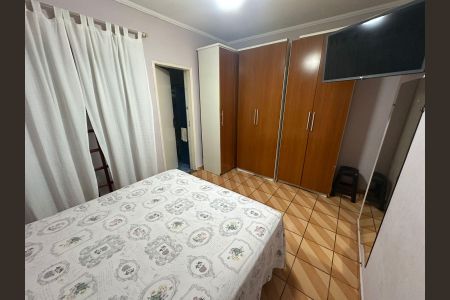 Casa à venda com 175m², 3 quartos e 2 vagasQuarto