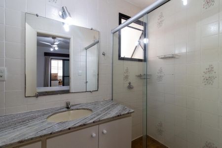 Apartamento à venda com 110m², 3 quartos e 2 vagas Apartamento à venda com 110m², 3 quartos e 2 vagasBanheiro do Quarto 1