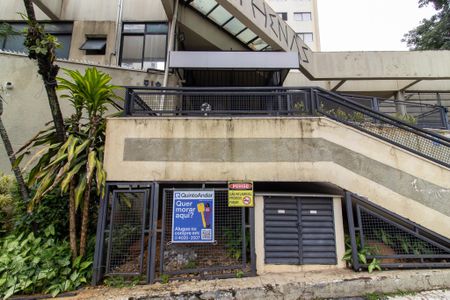 Apartamento à venda com 110m², 3 quartos e 2 vagas Apartamento à venda com 110m², 3 quartos e 2 vagasFachada