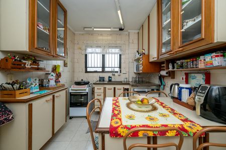 Apartamento à venda com 98m², 3 quartos e 2 vagasCozinha