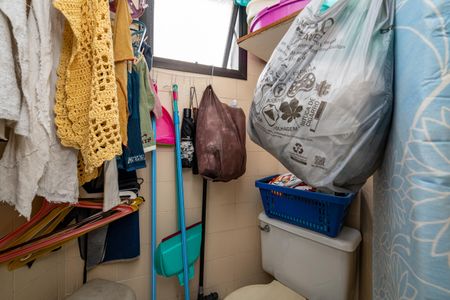 Apartamento à venda com 98m², 3 quartos e 2 vagasBanheiro de serviço