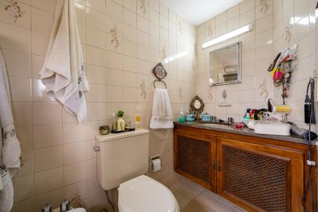 Apartamento à venda com 98m², 3 quartos e 2 vagasBanheiro da Suíte