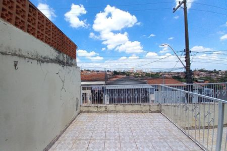 Casa à venda com 250m², 3 quartos e 2 vagasVaranda da sala