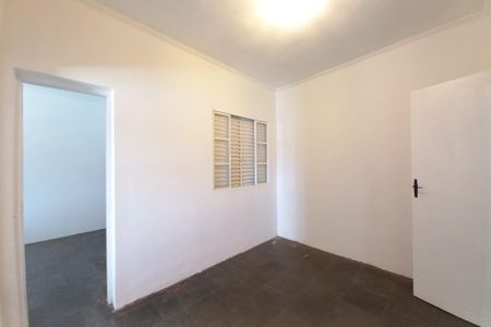 Casa à venda com 250m², 3 quartos e 2 vagasSala de TV