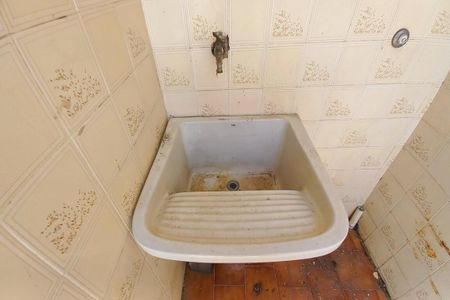 Casa à venda com 250m², 3 quartos e 2 vagasÁrea de Serviço