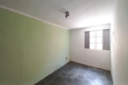 Casa à venda com 250m², 3 quartos e 2 vagasQuarto 4 - Suíte