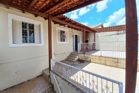 Casa à venda com 250m², 3 quartos e 2 vagasFachada do Prédio