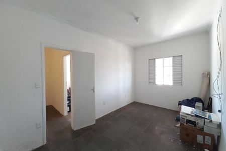Casa à venda com 250m², 3 quartos e 2 vagasQuarto 2 - Suíte