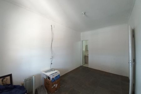 Casa à venda com 250m², 3 quartos e 2 vagasQuarto 2 - Suíte