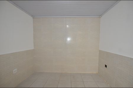 Casa para alugar com 42m², 1 quarto e sem vagaQuarto Suíte