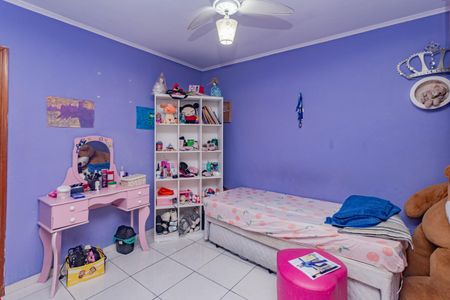 Casa à venda com 158m², 7 quartos e 2 vagasQuarto 3