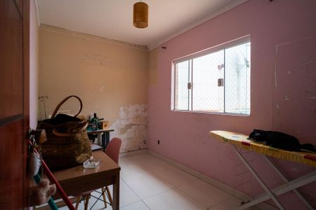 Casa para alugar com 80m², 2 quartos e 1 vagaQuarto