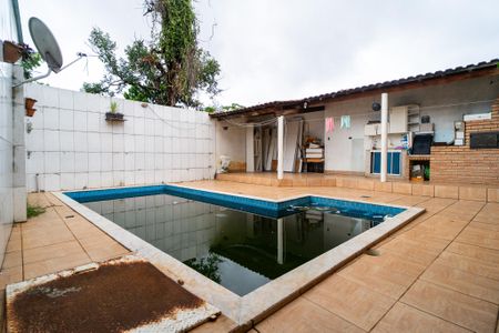 Casa para alugar com 80m², 2 quartos e 1 vagaPiscina